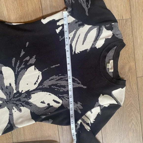 Calvin Klein Black and White Knit Dress 3/4 Sleeve Crew Neck - Picture 8 of 9